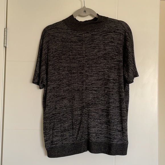 Gap Short Sleeve Mockneck Sweater - Picture 3 of 3